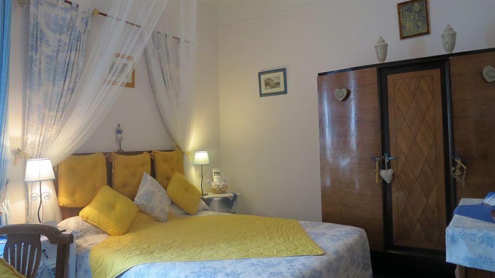 Hotel Les Cygnes Évian-les-Bains Zewnętrze zdjęcie