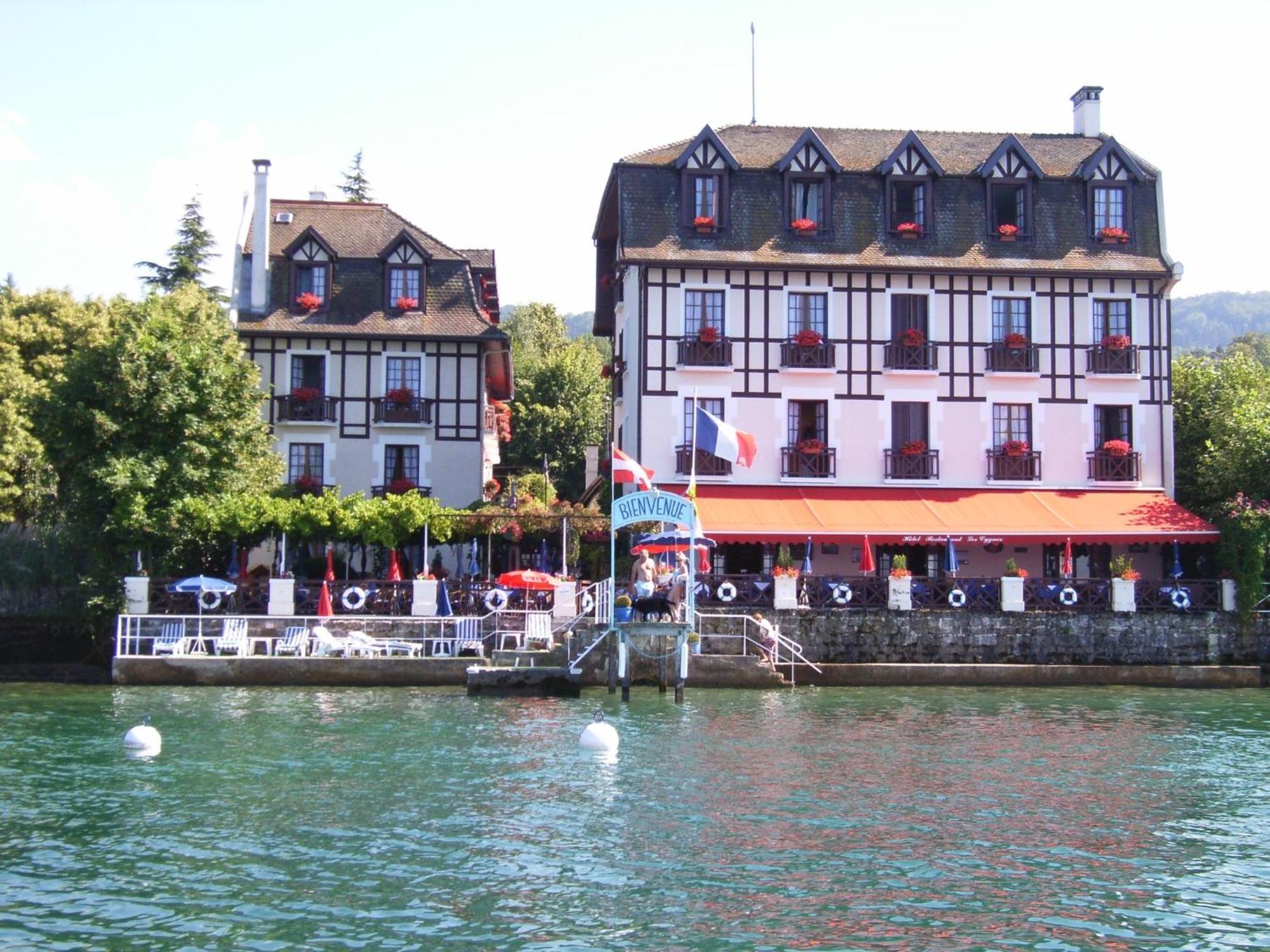 Hotel Les Cygnes Évian-les-Bains Zewnętrze zdjęcie
