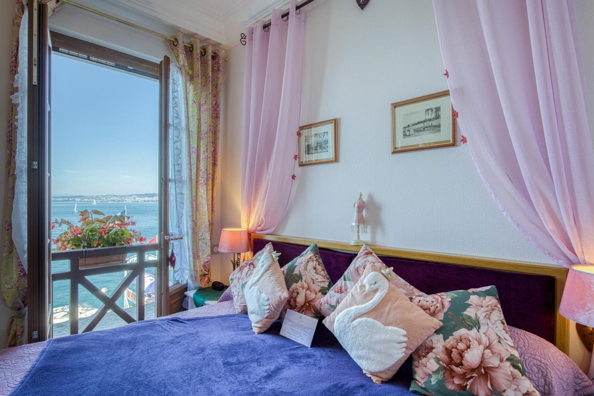 Hotel Les Cygnes Évian-les-Bains Zewnętrze zdjęcie