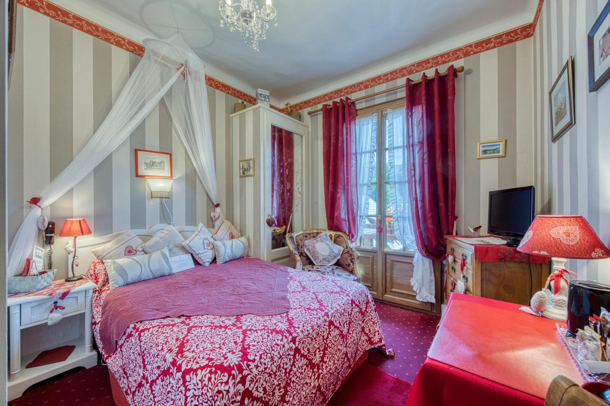 Hotel Les Cygnes Évian-les-Bains Zewnętrze zdjęcie