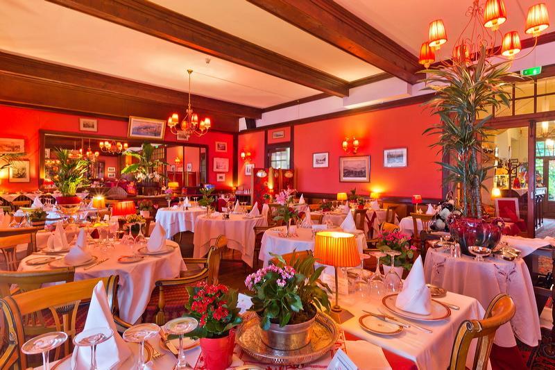 Hotel Les Cygnes Évian-les-Bains Zewnętrze zdjęcie